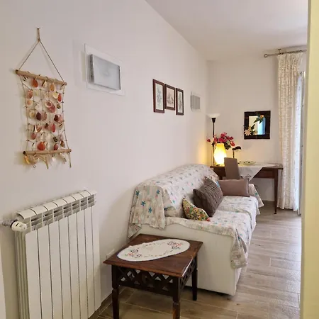 Paradiso Al Mare Апартаменты Марина-ди-Масса